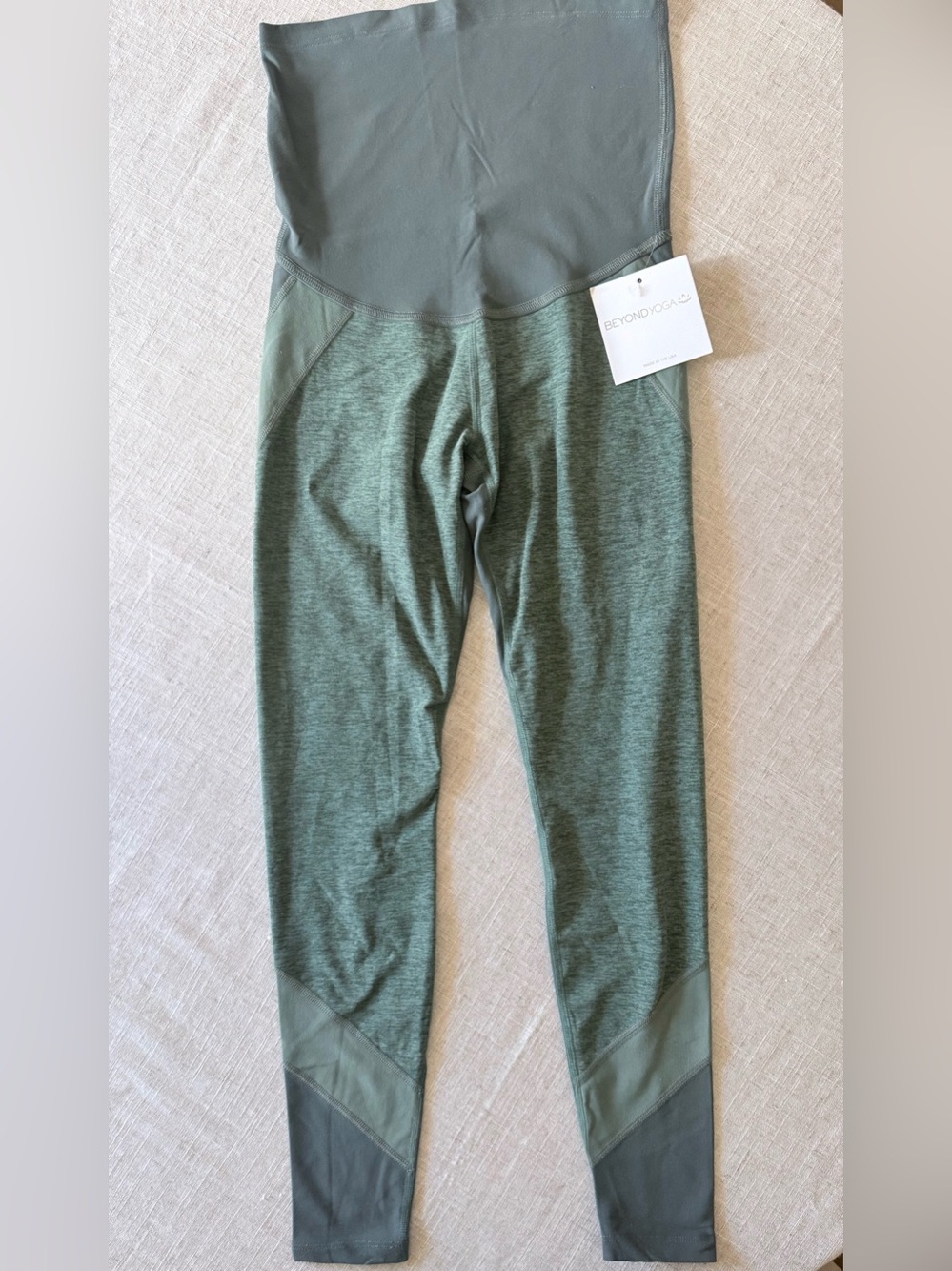 Beyond the Bump by Beyond Yoga Maternity Leggings NWT Size S